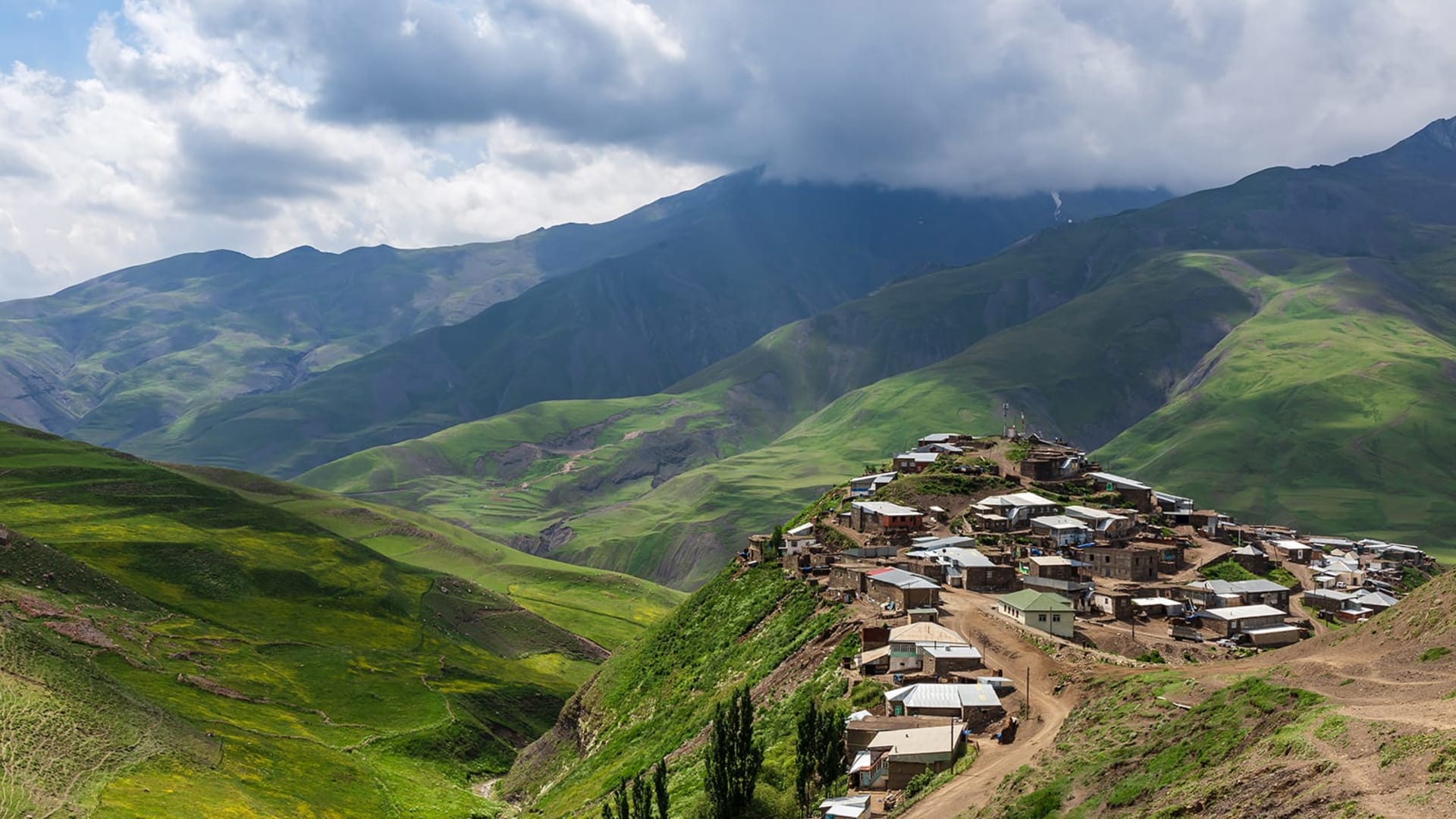 المناطق السياحية في أذربيجان.. بين الطبيعة والوجهات العلاجية 1