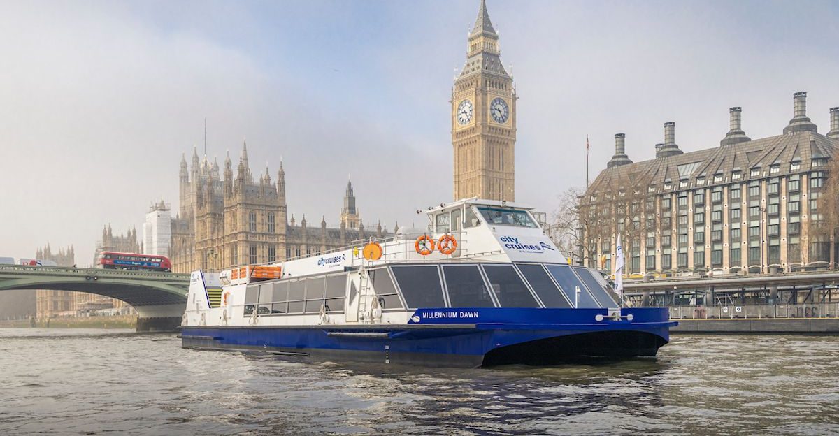 Thames River Sightseeing Cruise With Afternoon Tea | Booking Deals