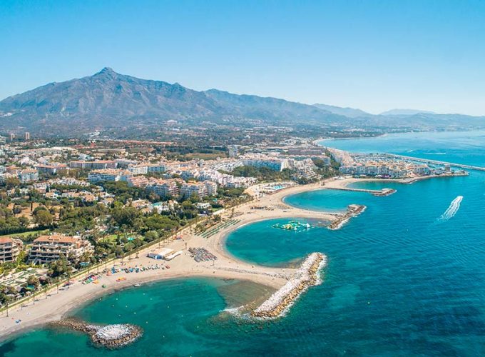 <h1 style='font-size:18px;'>Spain 4 Stars Standard</h1><H2 style='color:#5E6D77;font-size:14px;'>Barcelona & Marbella 11 days tour includes hotels, transfers & flight tickets</H2>